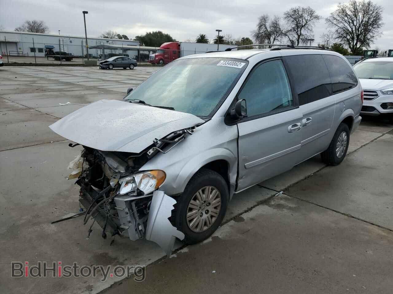 Фотография 2A8GP44R46R731421 - CHRYSLER MINIVAN 2006