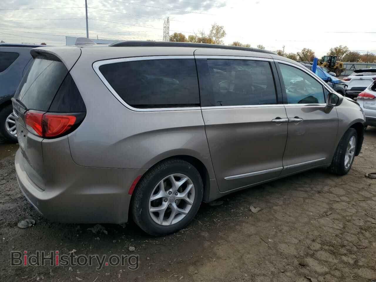 2017 CHRYSLER PACIFICA - VIN: 2C4RC1BG0HR623330 - Photo 3