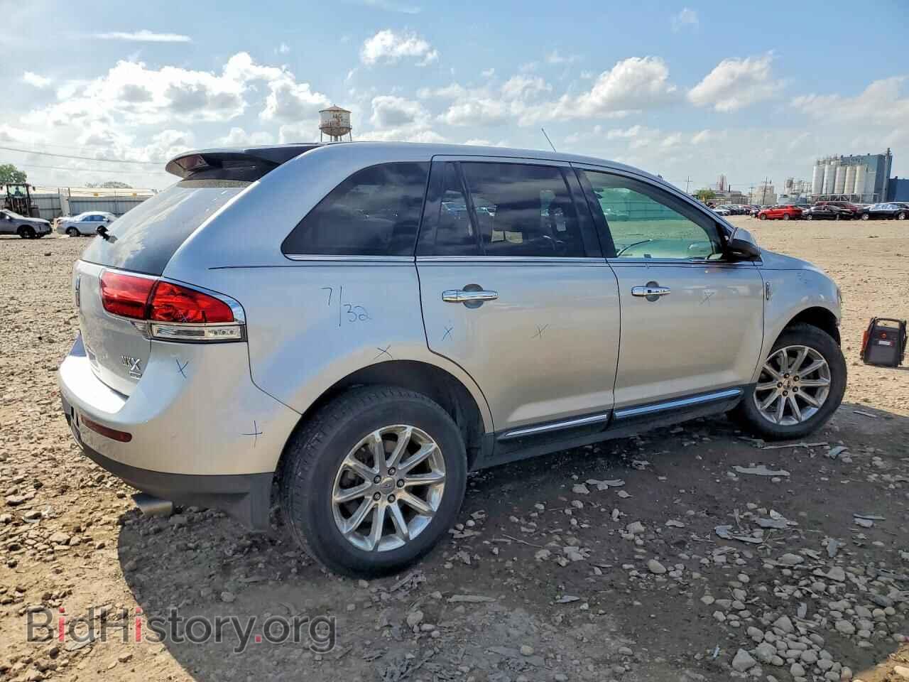 2011 LINCOLN MKX - VIN: 2LMDJ8JK0BBJ26843 - Photo 3