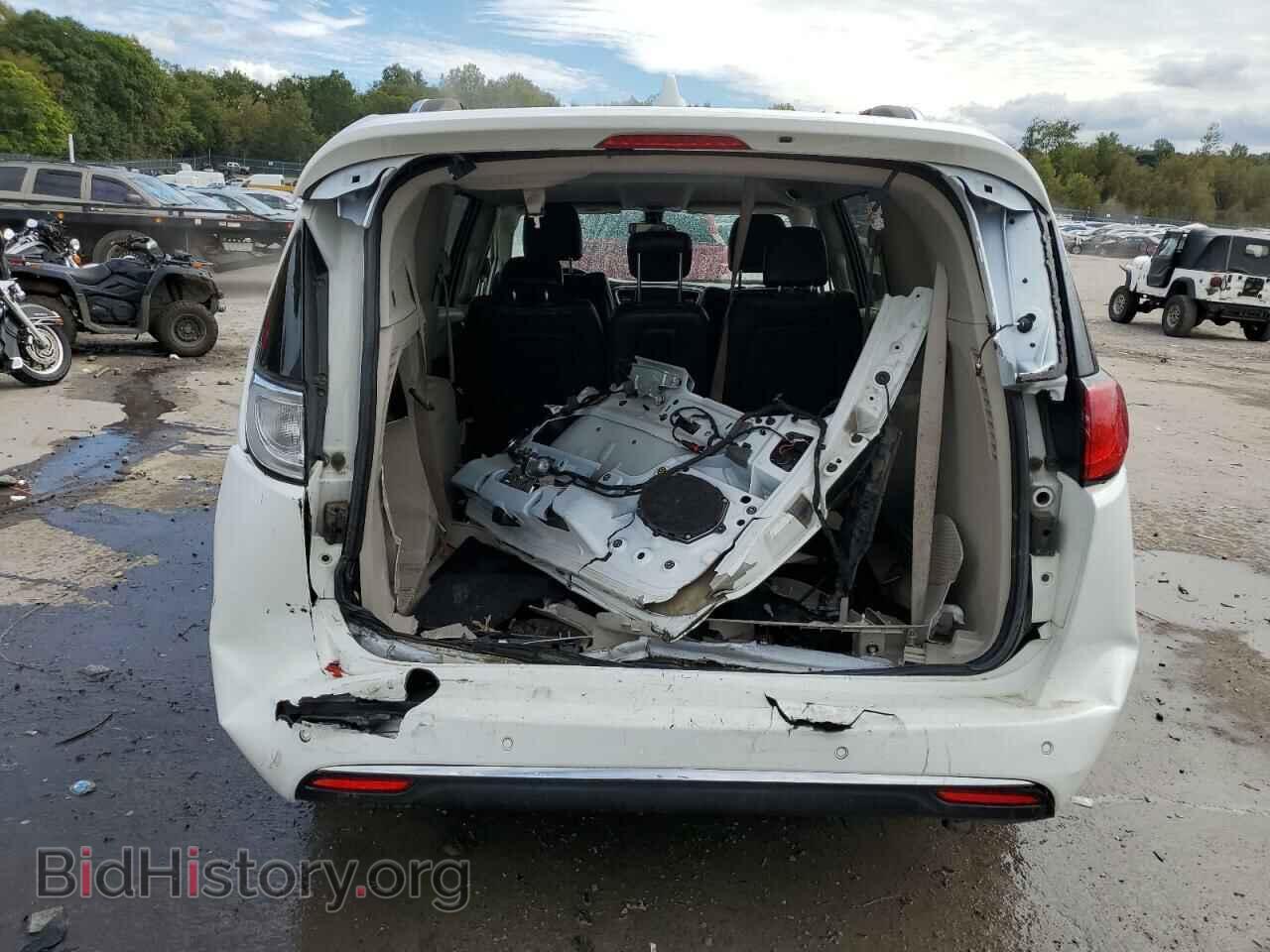 2017 CHRYSLER PACIFICA - VIN: 2C4RC1EG1HR541859 - Фото 6