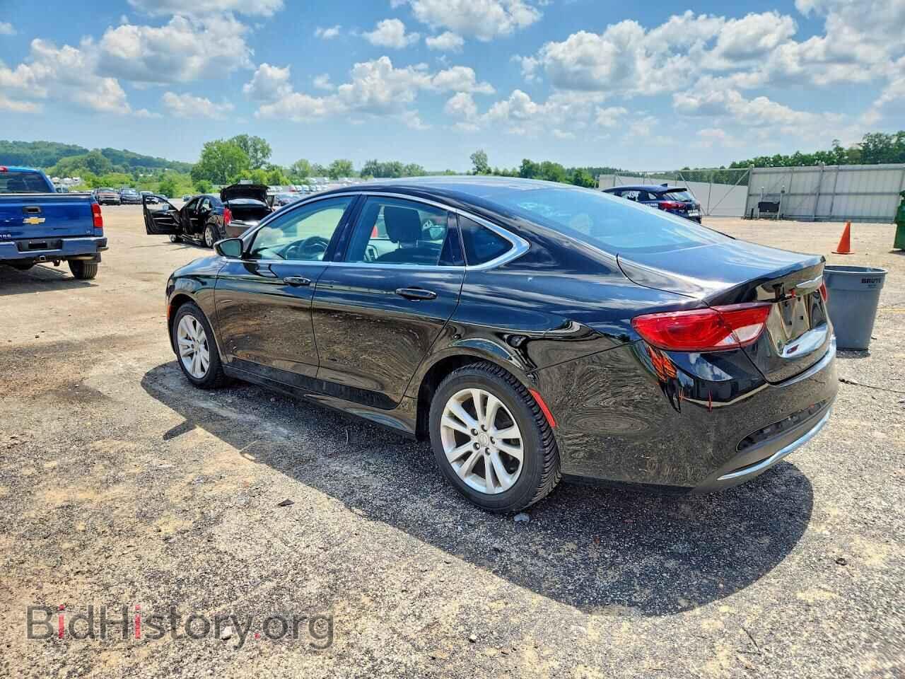 2015 CHRYSLER 200 - VIN: 1C3CCCAB3FN555689 - Фото 2