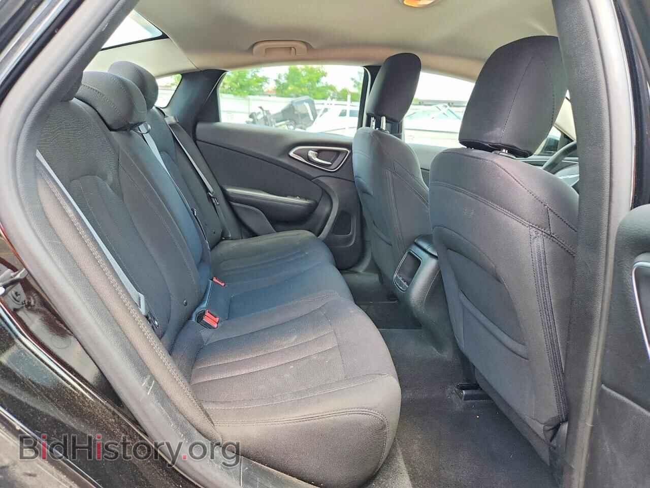 2015 CHRYSLER 200 - VIN: 1C3CCCAB3FN555689 - Фото 10