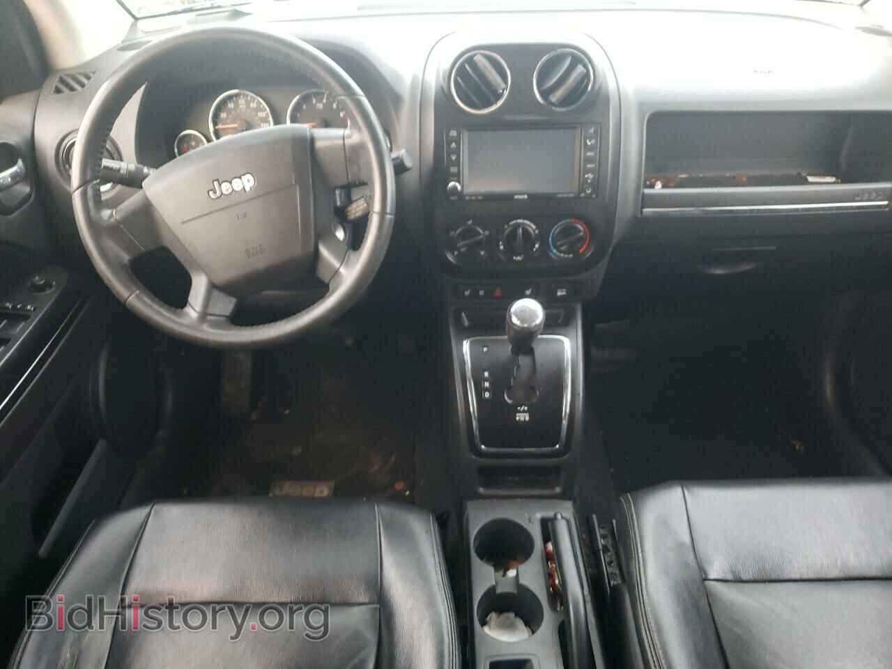 2009 JEEP COMPASS - VIN: 1J4FT57B99D216970 - Photo 8