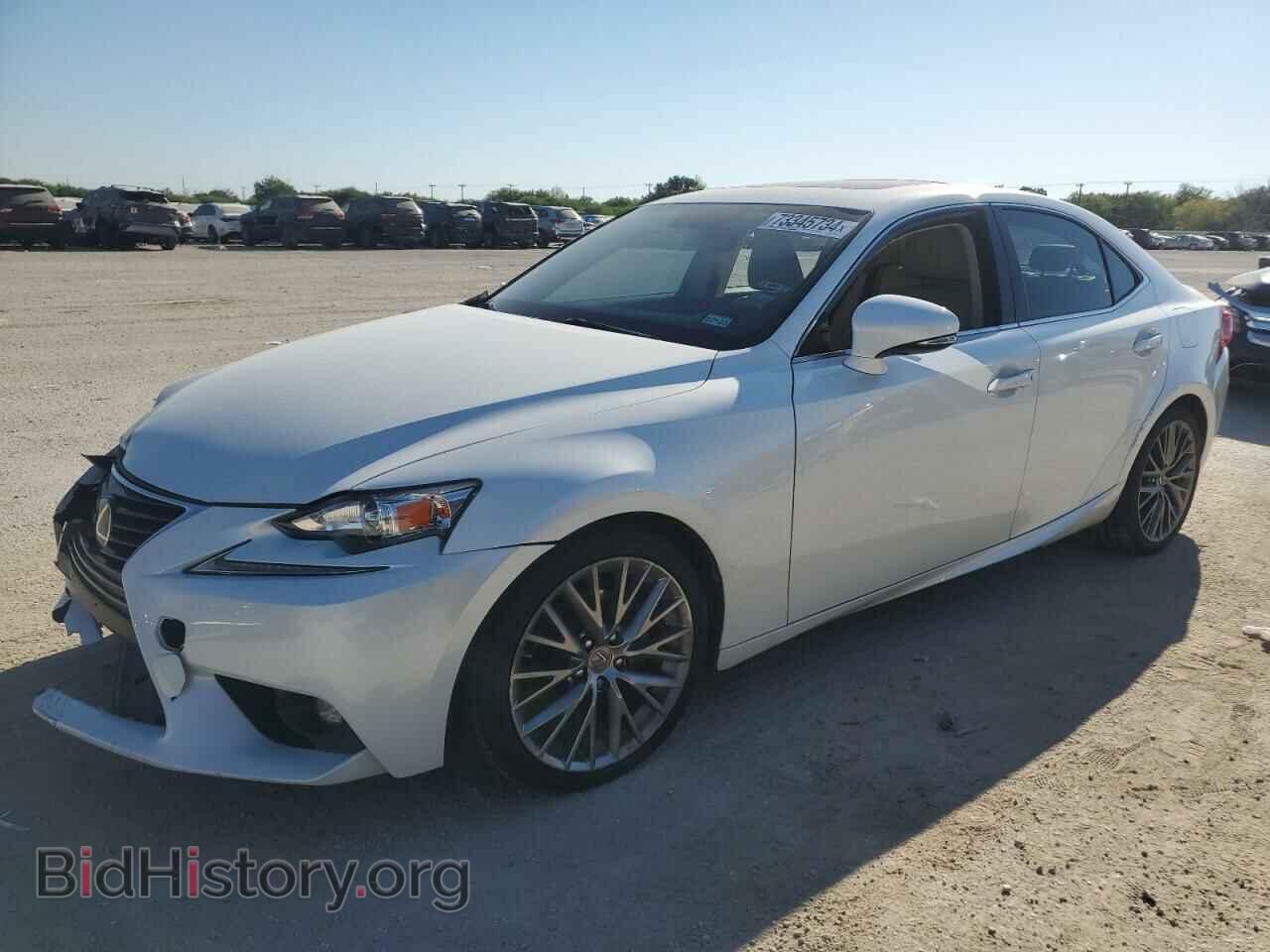 Photo JTHBF1D22F5058078 - LEXUS IS 2015