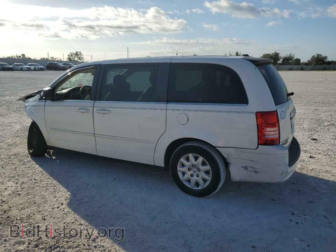 2010 CHRYSLER MINIVAN - VIN: 2A4RR4DE0AR188191 - Photo 2