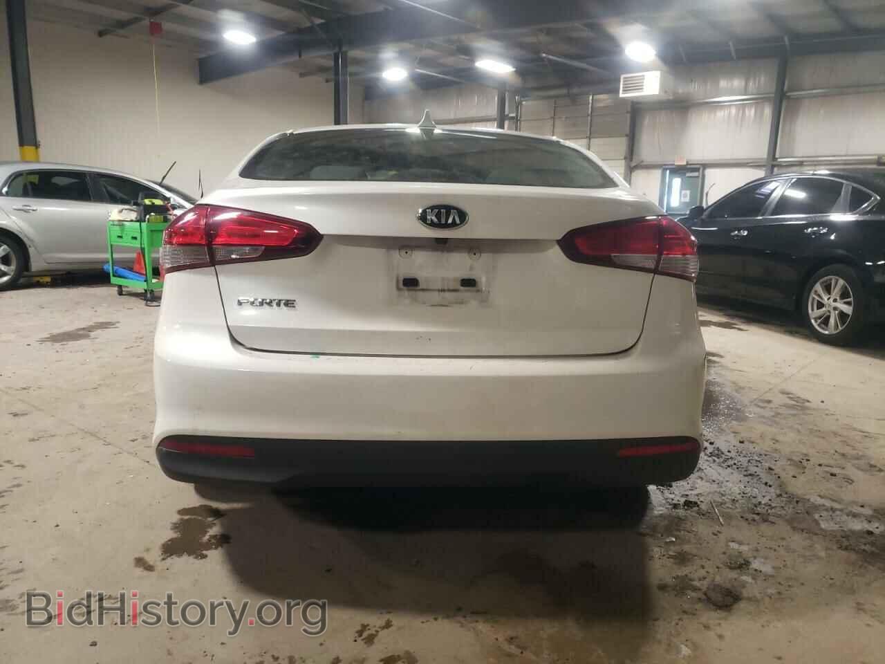 2017 KIA FORTE - VIN: 3KPFL4A72HE062894 - Фото 6