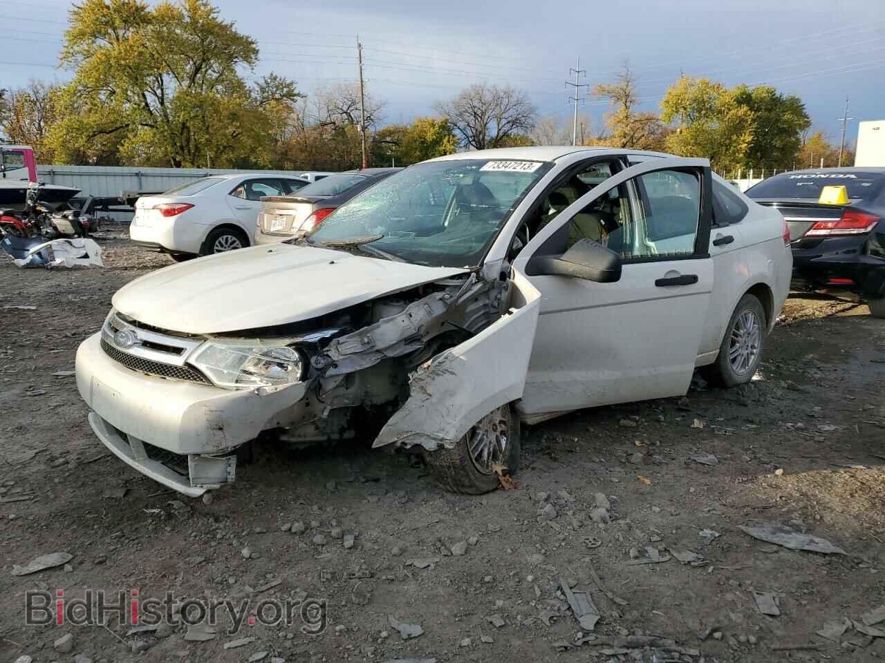 Photo 1FAHP3FNXAW143044 - FORD FOCUS 2010