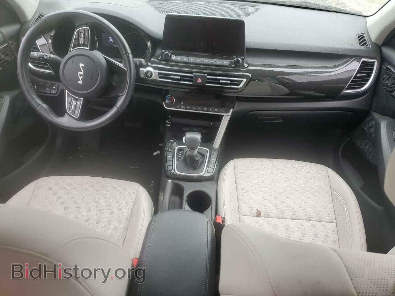 2022 KIA SELTOS - VIN: KNDERCAA4N7296286 - Фото 8