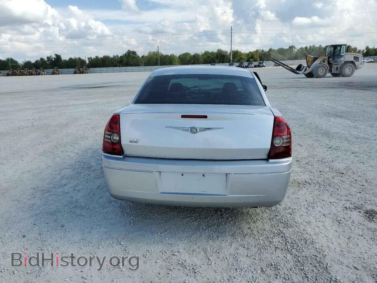 2009 CHRYSLER 300 - VIN: 2C3KA43D79H614505 - Фото 6