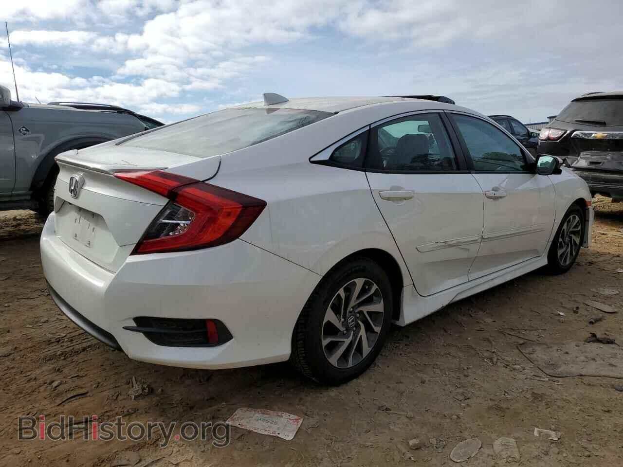 2017 HONDA CIVIC - VIN: 19XFC2F7XHE054426 - Фото 3