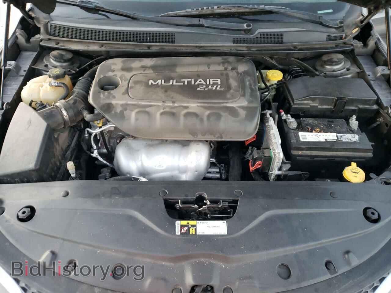 2015 CHRYSLER 200 - VIN: 1C3CCCAB1FN690170 - Фото 11