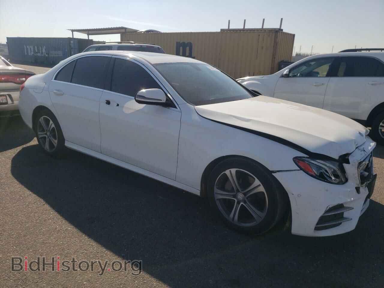 2017 MERCEDES-BENZ E-CLASS - VIN: WDDZF4JB0HA093563 - Фото 4