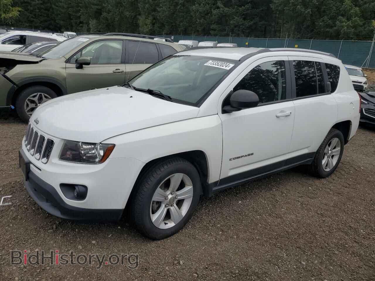 Фотография 1C4NJCBAXHD123755 - JEEP COMPASS 2017
