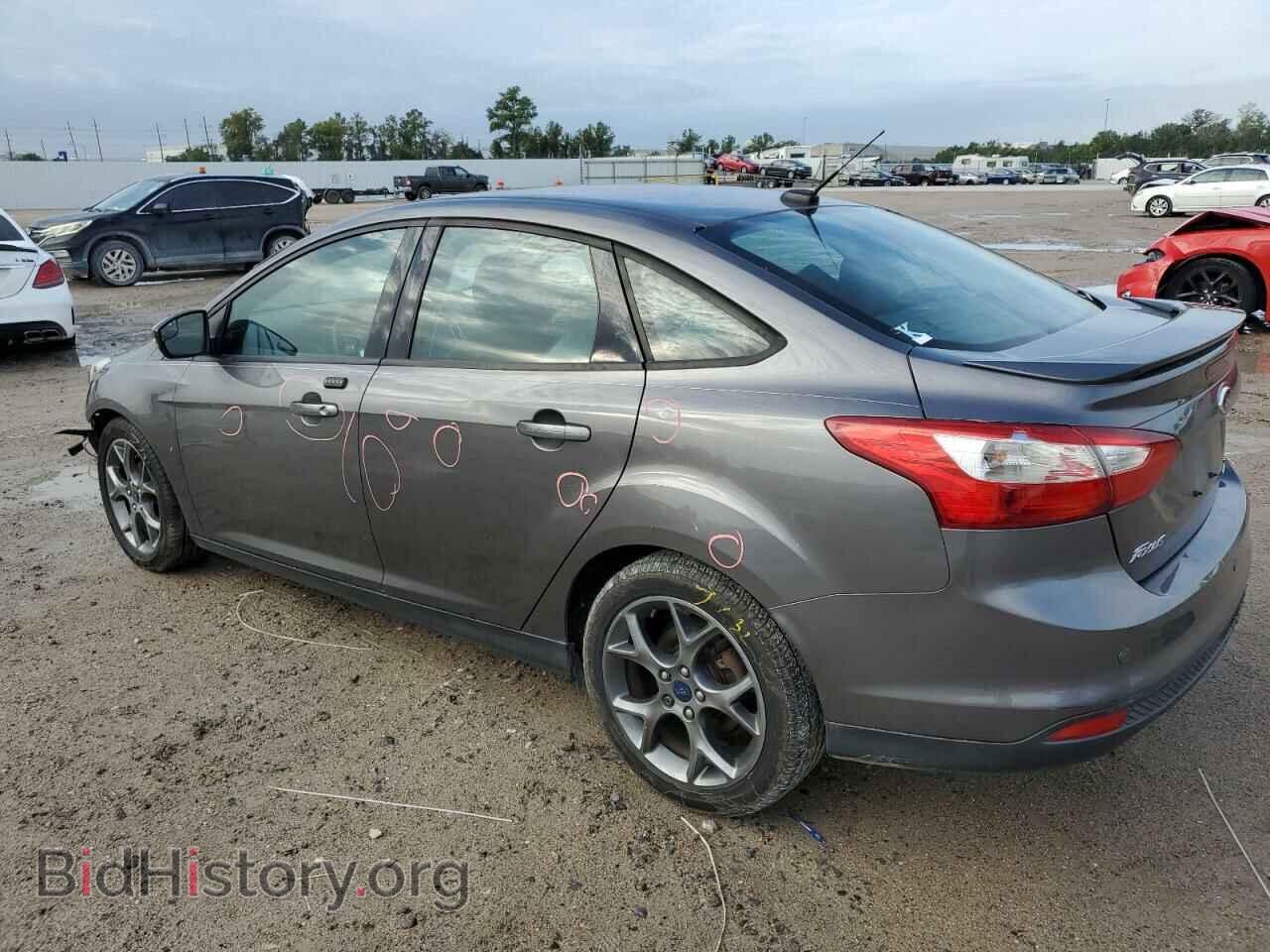 2013 FORD FOCUS - VIN: 1FADP3F26DL233060 - Фото 2