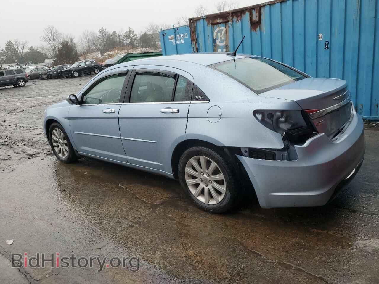 2013 CHRYSLER 200 - VIN: 1C3CCBCG6DN659108 - Фото 2