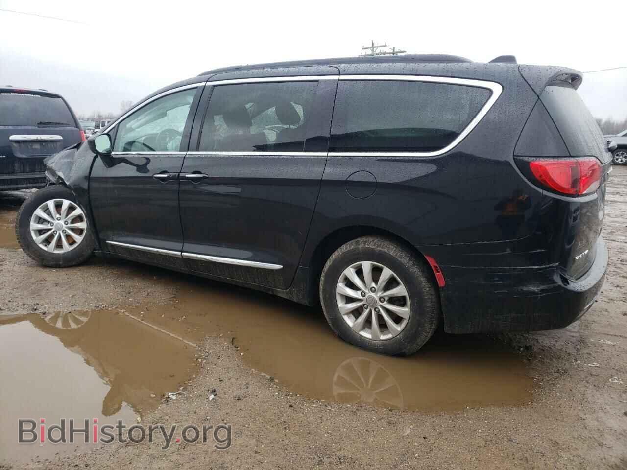 2017 CHRYSLER PACIFICA - VIN: 2C4RC1BG1HR688171 - Photo 2