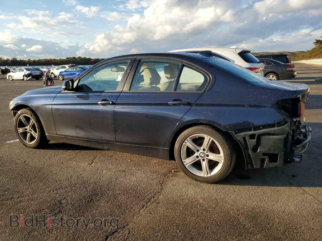 2013 BMW 3 SERIES - VIN: WBA3B5C55DF596279 - Фото 2