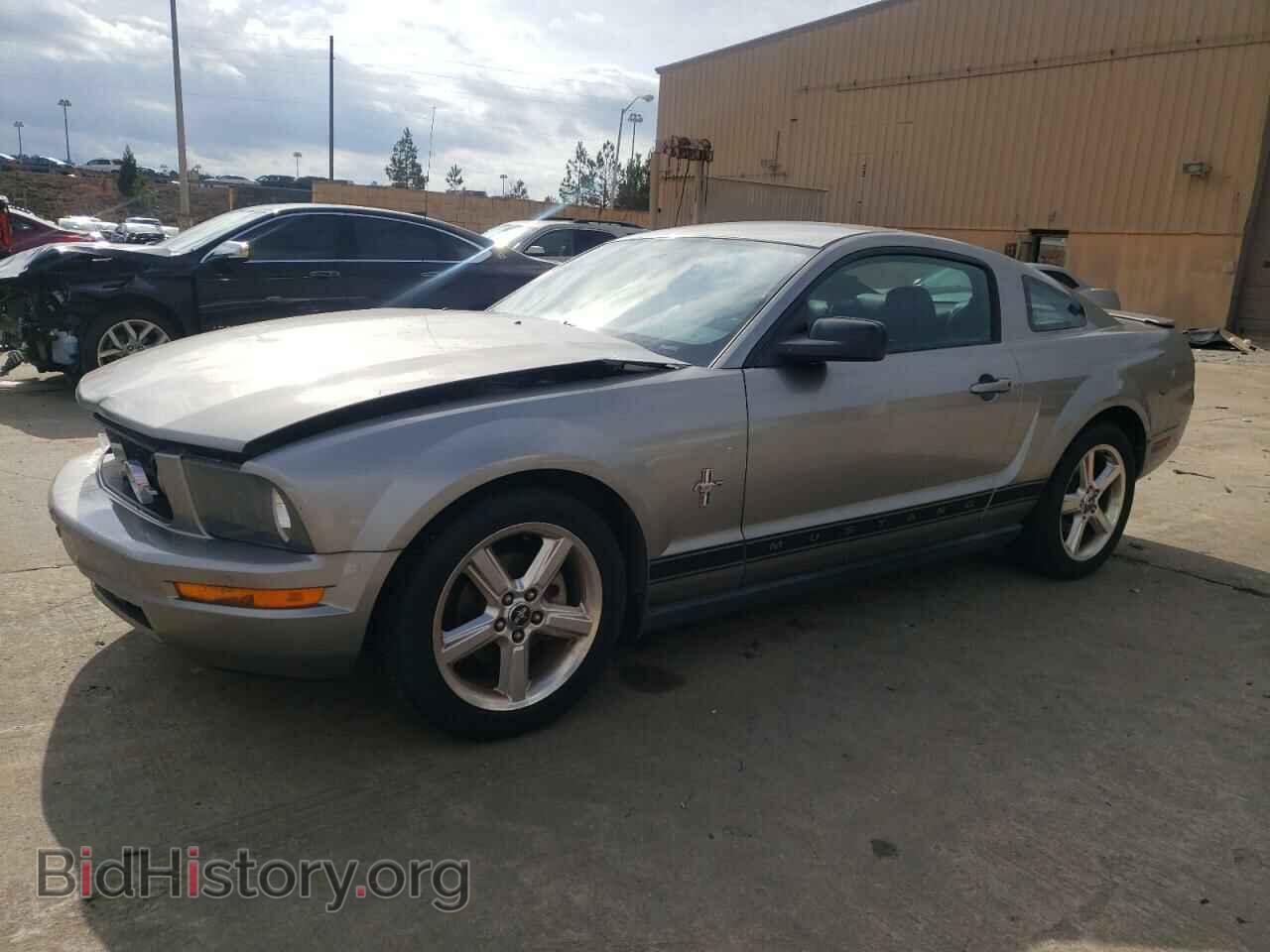 Photo 1ZVHT80NX85120209 - FORD MUSTANG 2008