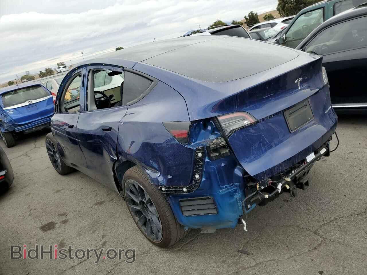 2022 TESLA MODEL Y - VIN: 7SAYGAEE0NF547354 - Фото 2