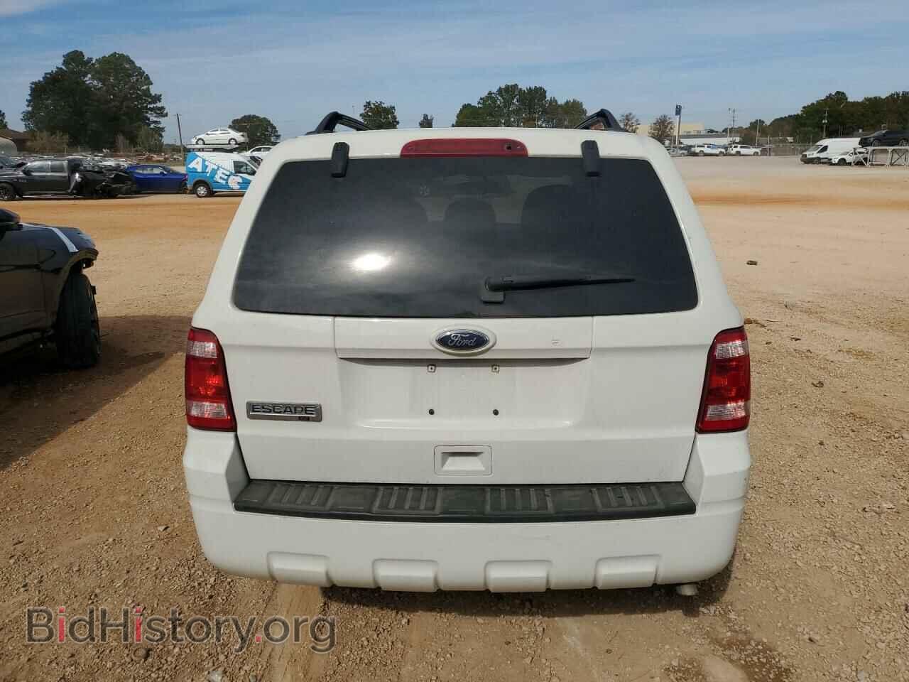 2010 FORD ESCAPE - VIN: 1FMCU0D76AKD37363 - Photo 6