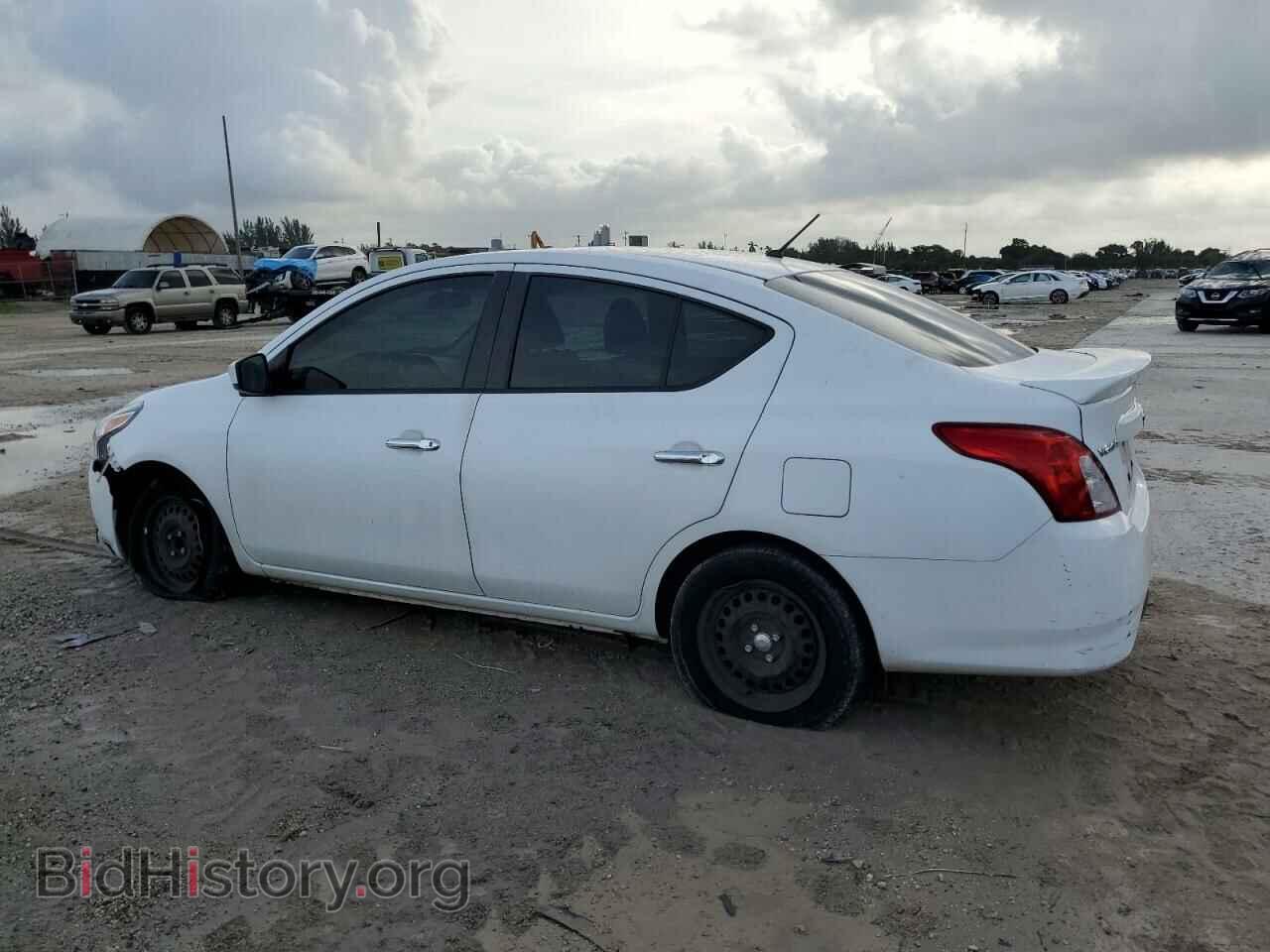 2018 NISSAN VERSA - VIN: 3N1CN7AP3JK397669 - Фото 2