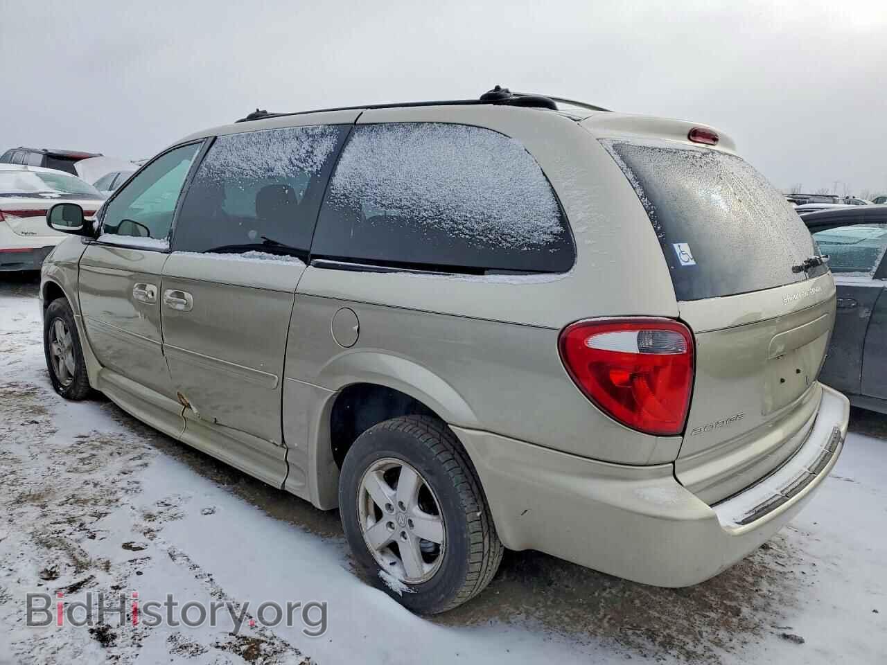 2005 DODGE CARAVAN - VIN: 2D4GP44LX5R596563 - Фото 2