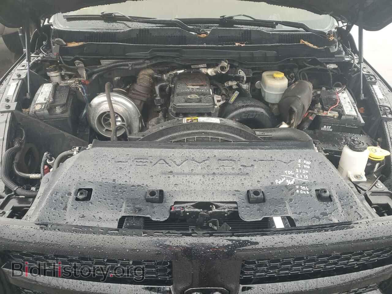 2014 RAM All Models - VIN: 3C6UR5DL4EG315399 - Photo 11