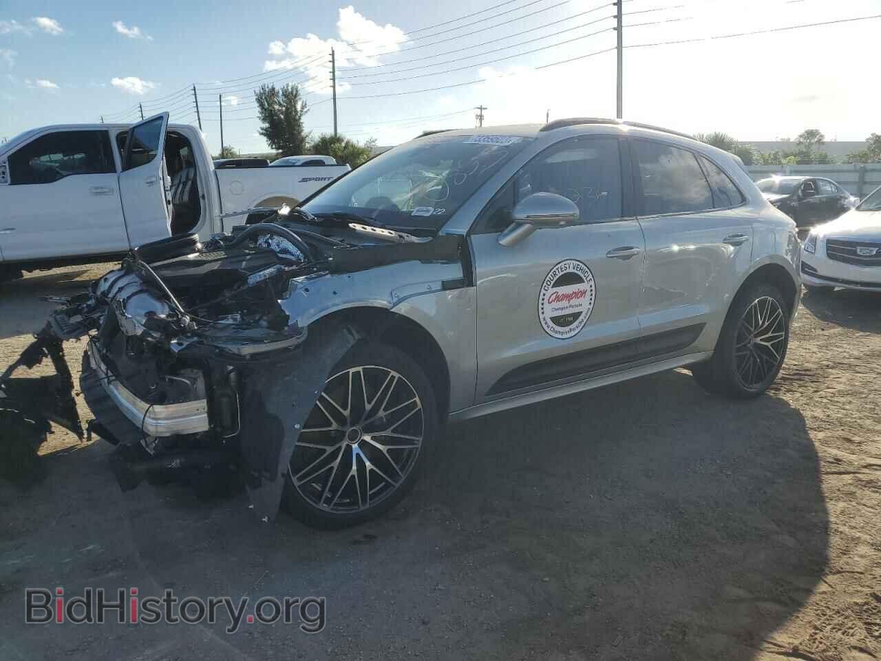 Фотография WP1AA2A56PLB20853 - PORSCHE MACAN BASE 2023