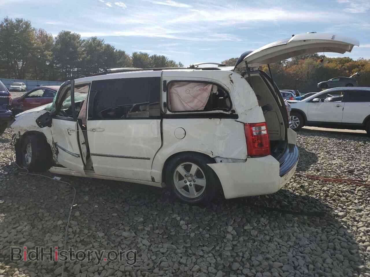2010 DODGE CARAVAN - VIN: 2D4RN5D11AR154431 - Фото 2