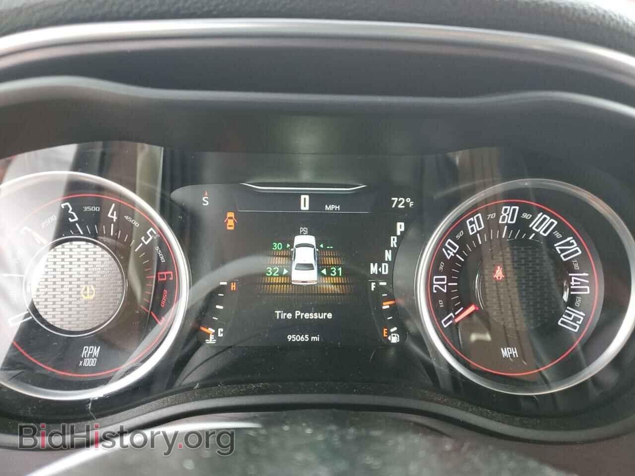 2016 DODGE CHALLENGER - VIN: 2C3CDZBT0GH353667 - Фото 9