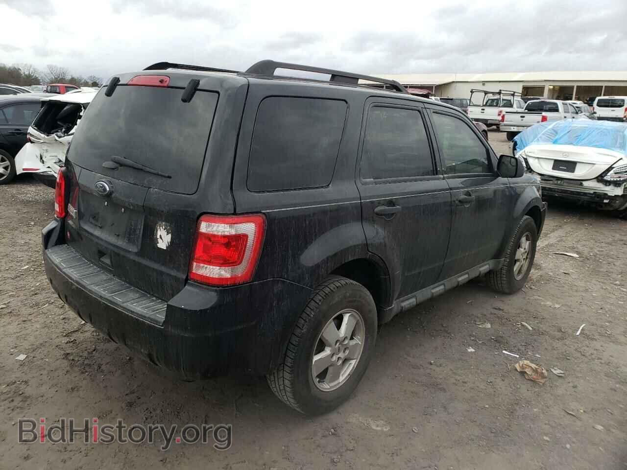 2011 FORD ESCAPE - VIN: 1FMCU0D78BKA78781 - Фото 3