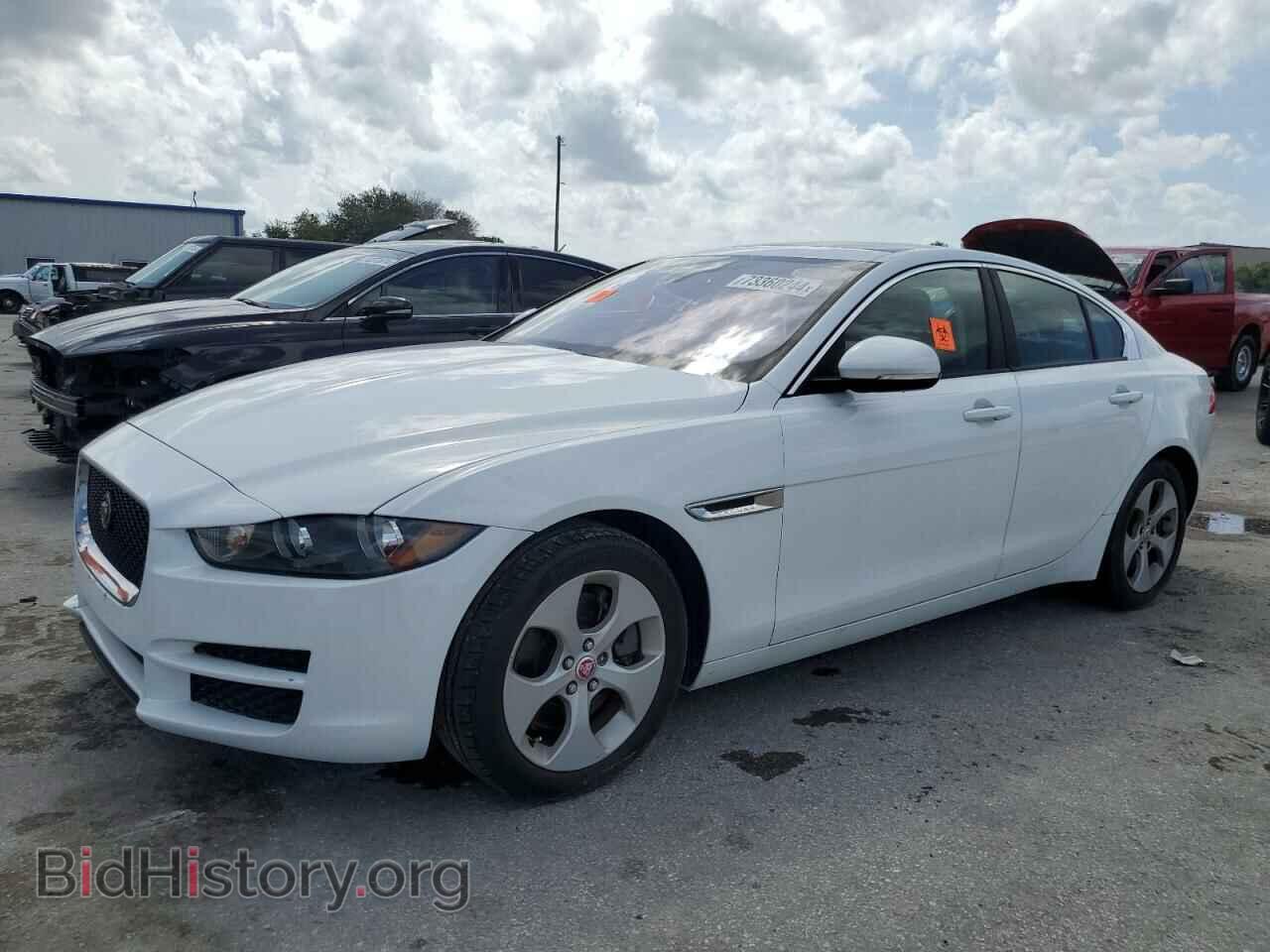 Фотография SAJAR4FX3JCP38835 - JAGUAR XE 2018