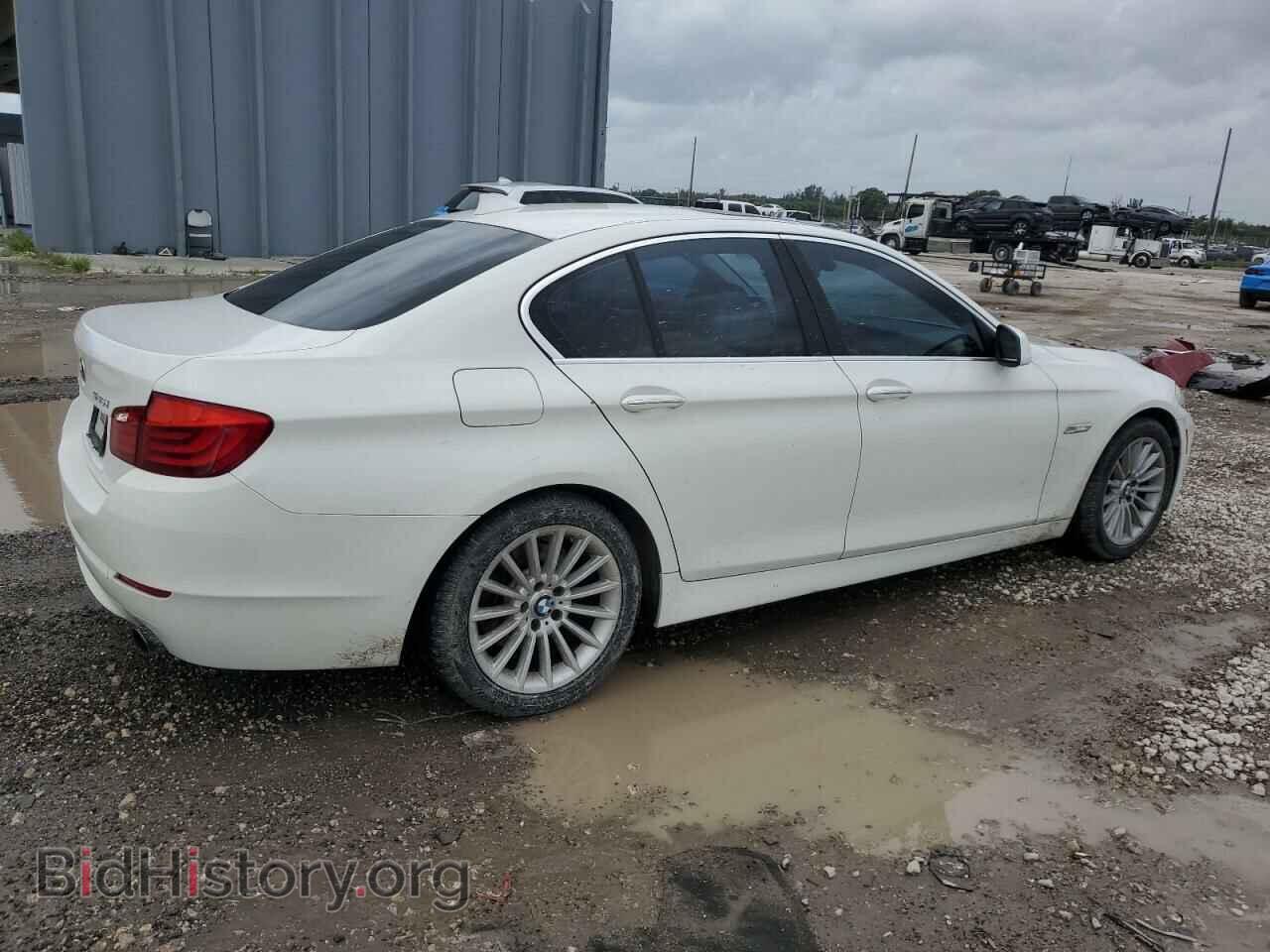 2011 BMW 5 SERIES - VIN: WBAFR7C59BC800794 - Фото 3