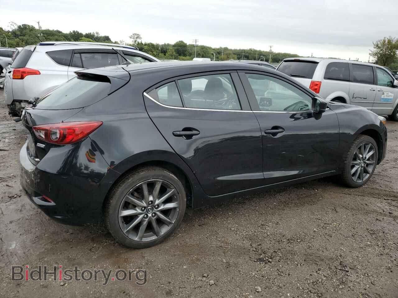2018 MAZDA 3 - VIN: 3MZBN1L3XJM275781 - Фото 3