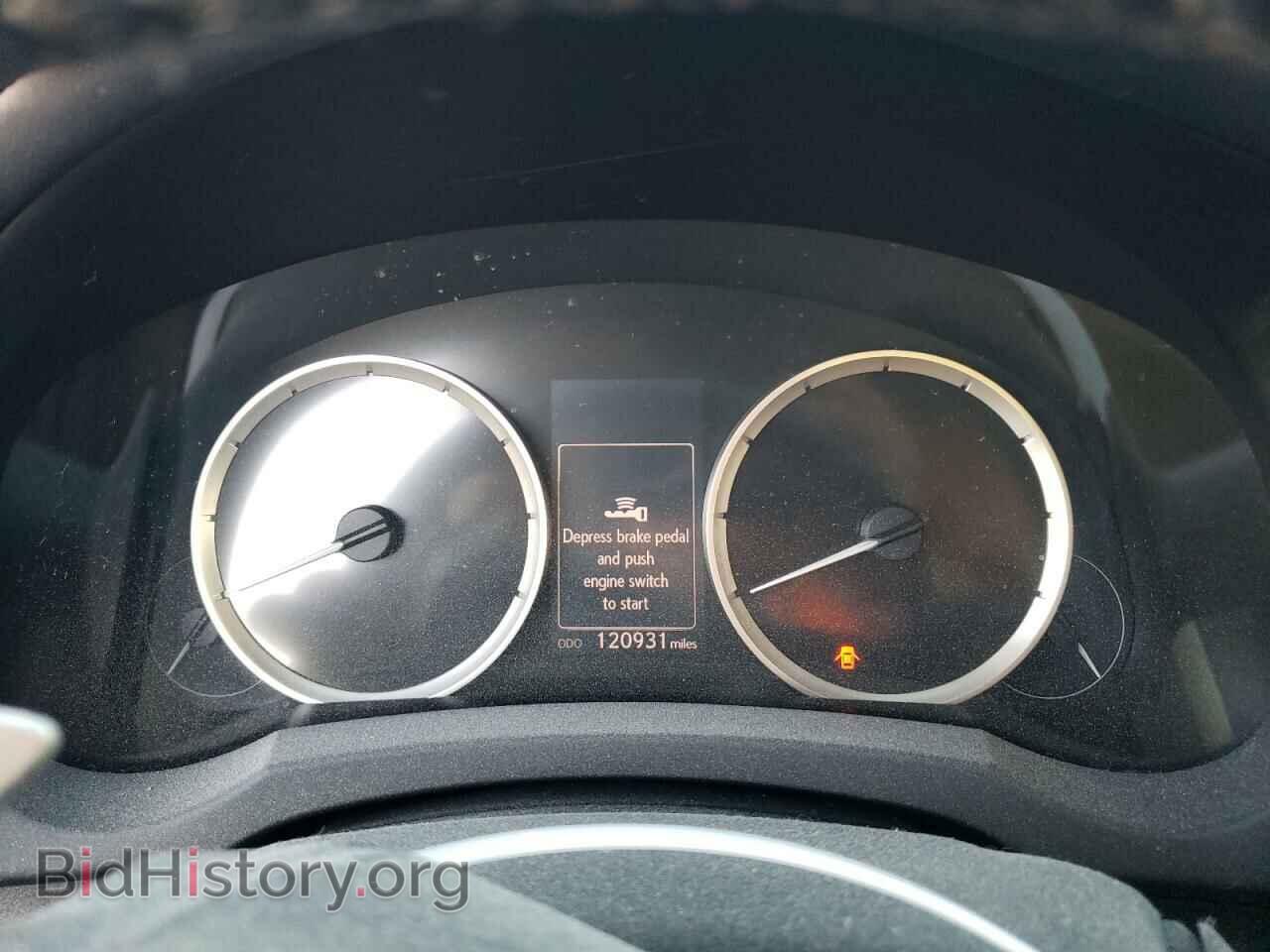 2014 LEXUS IS - VIN: JTHCF1D26E5001465 - Photo 9