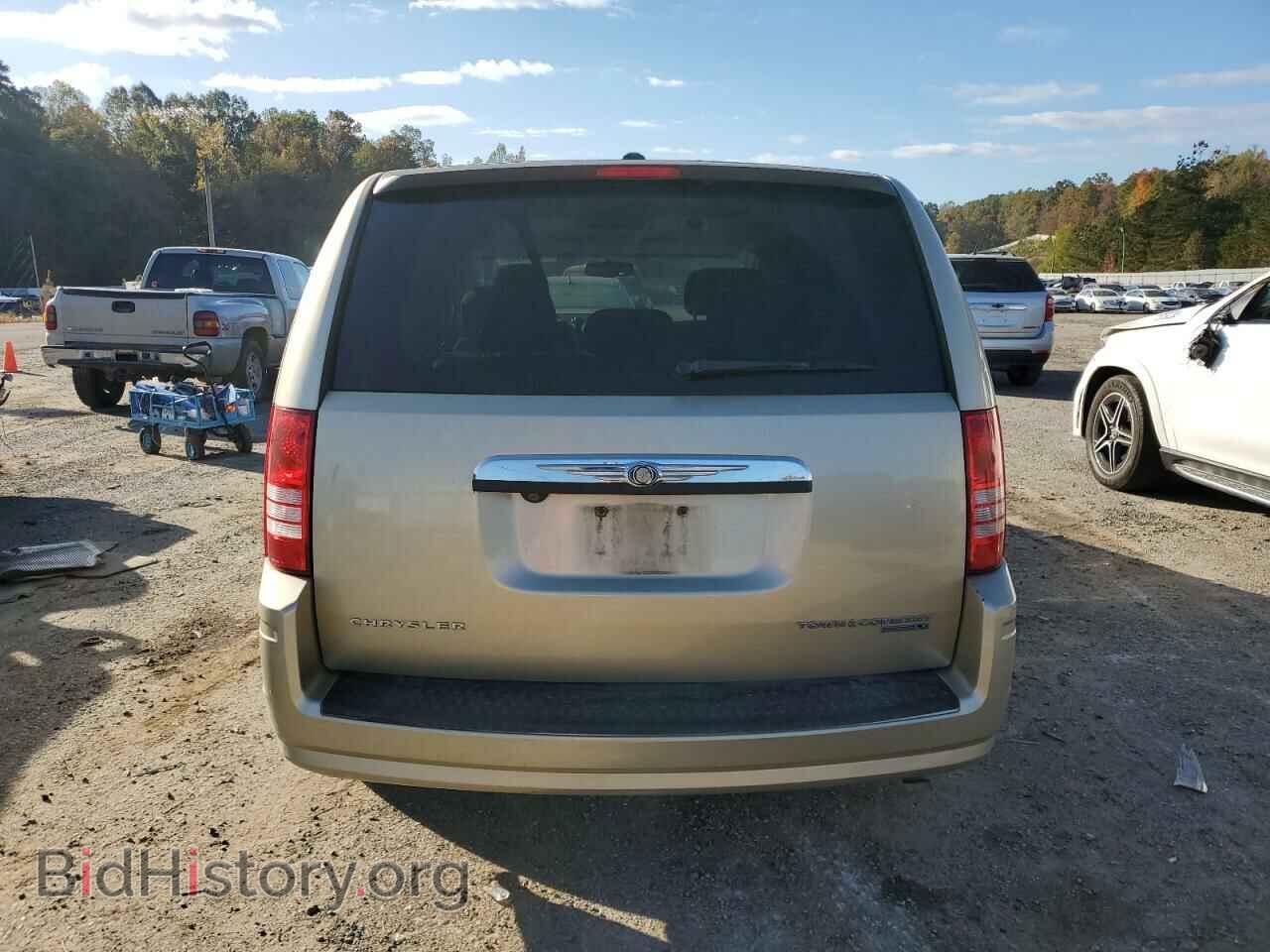 2010 CHRYSLER MINIVAN - VIN: 2A4RR2D18AR464022 - Фото 6
