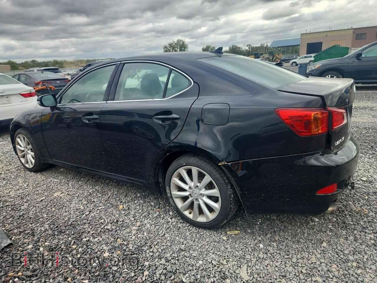 2010 LEXUS IS - VIN: JTHCF5C21A2034085 - Photo 2