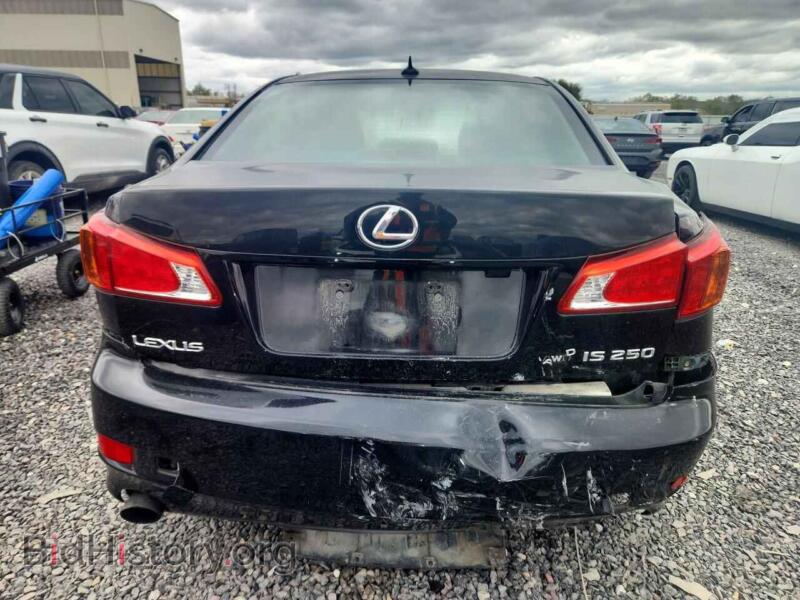 2010 Lexus IS (VIN JTHCF5C21A2034085) — фото 6 из 12