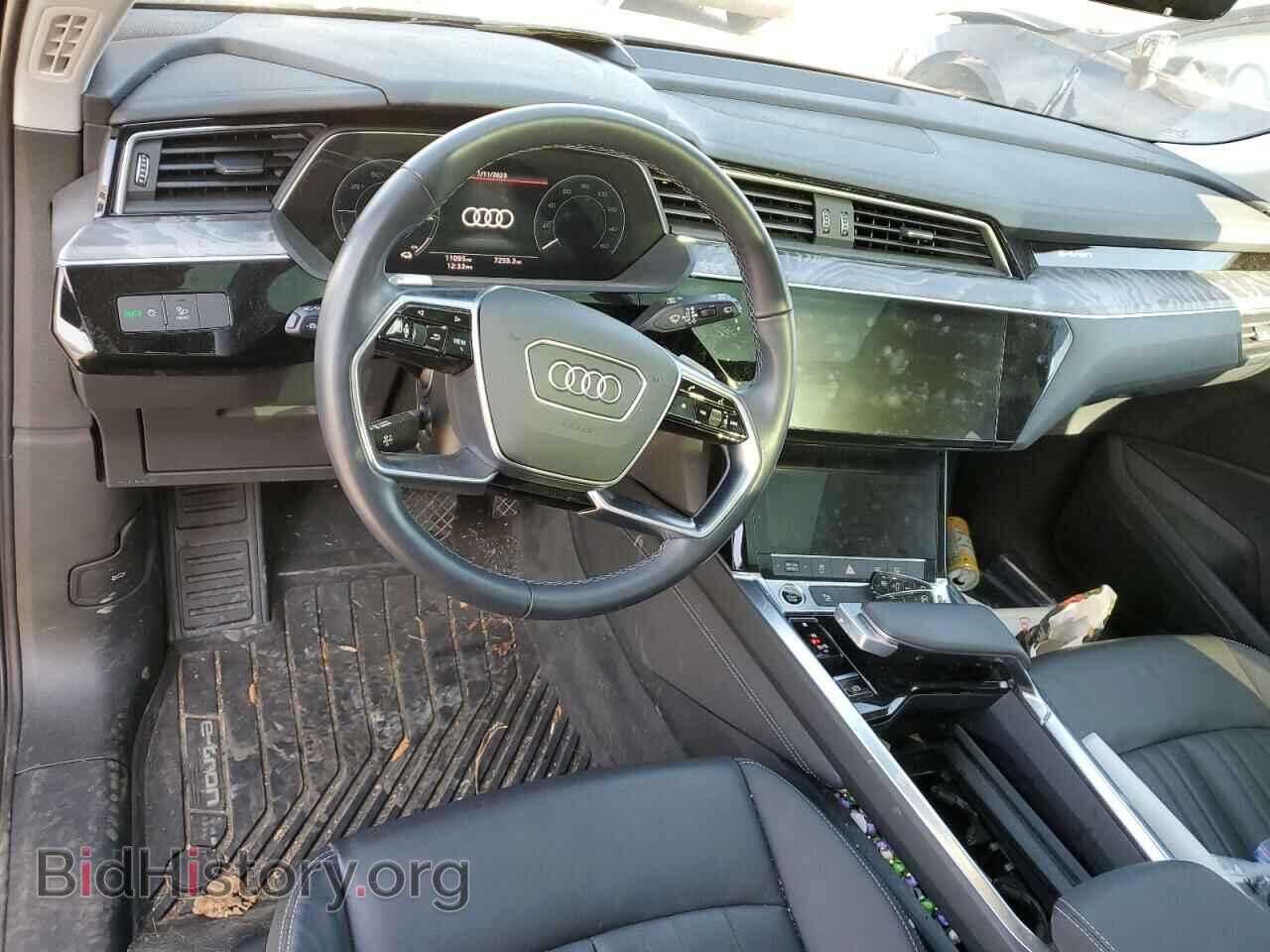 2021 AUDI E-TRON - VIN: WA1AAAGE7MB027435 - Photo 8
