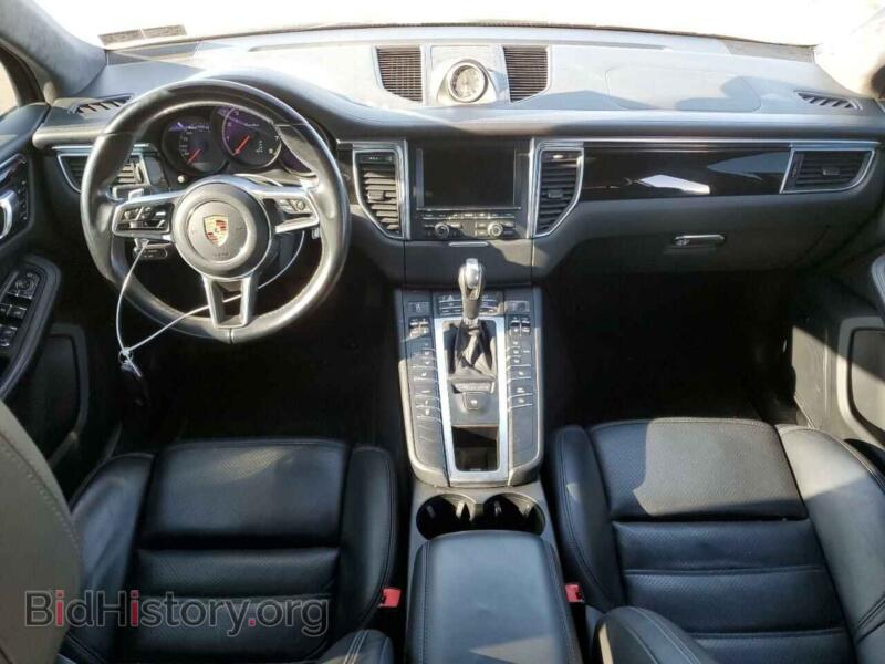 2016 Porsche MACAN (VIN WP1AF2A51GLB95171) — фото 8 из 12