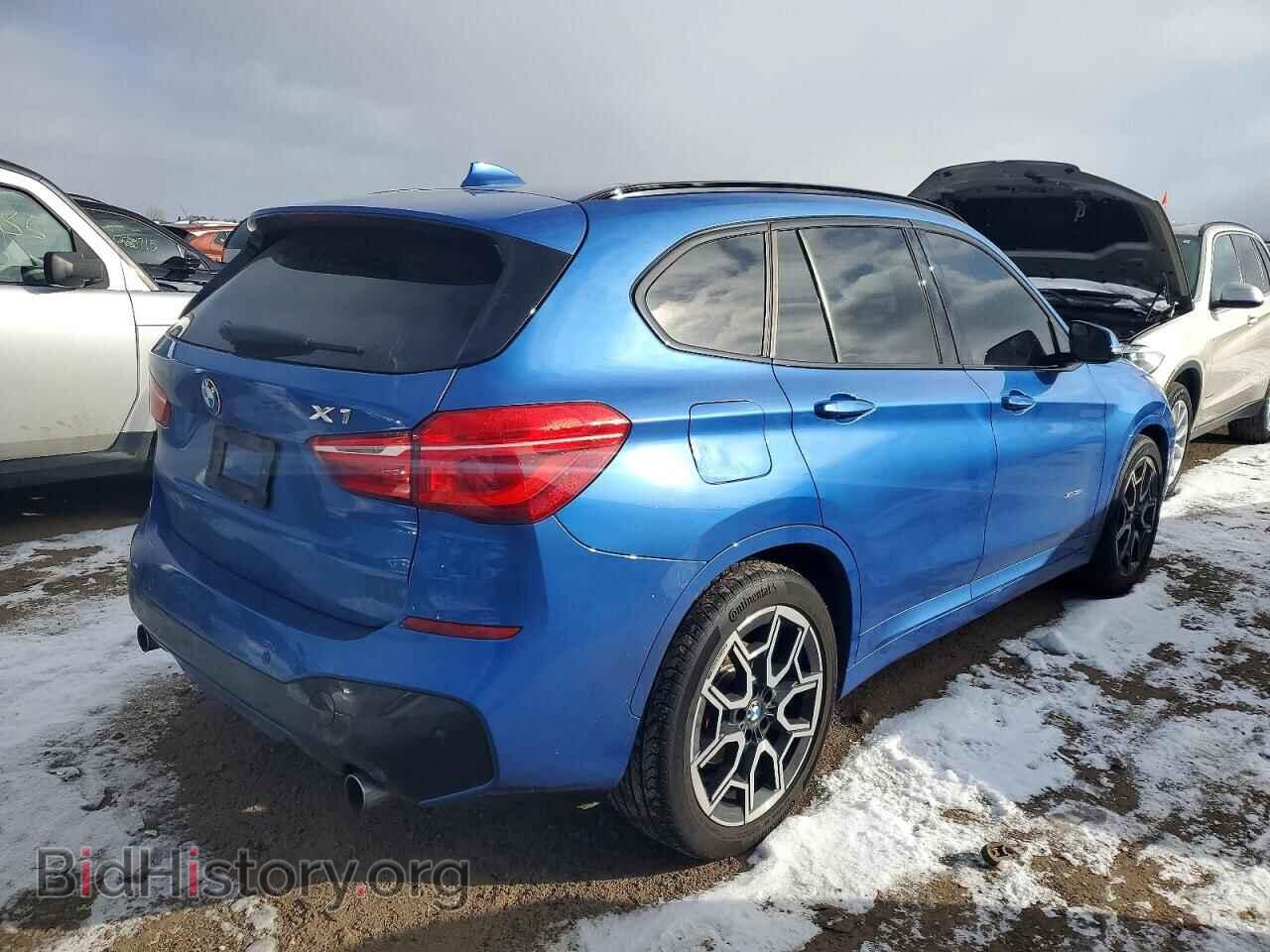 2017 BMW X1 - VIN: WBXHT3C38H5F82189 - Фото 3