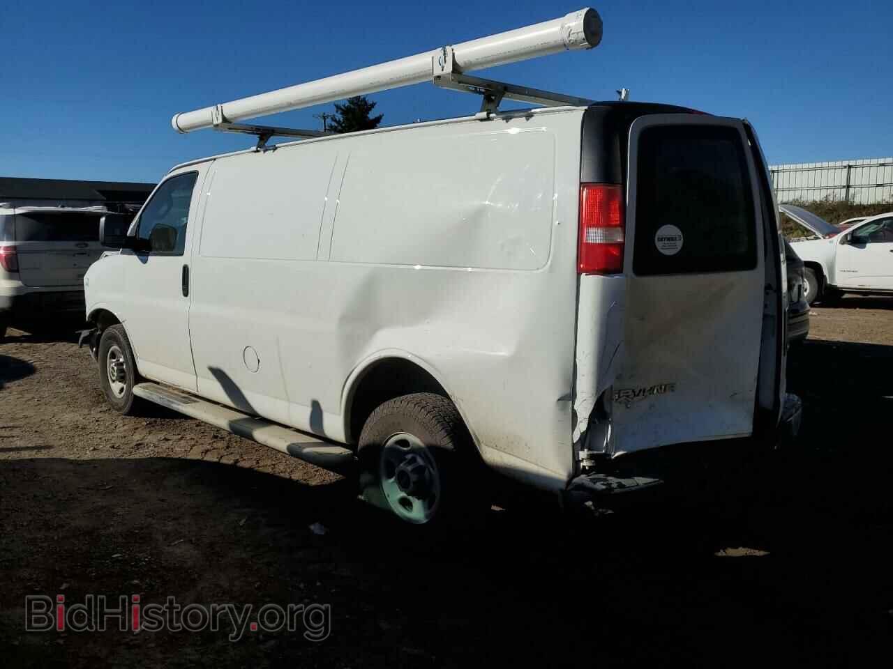 2017 GMC SAVANA - VIN: 1GTW7AFF7H1913545 - Фото 2