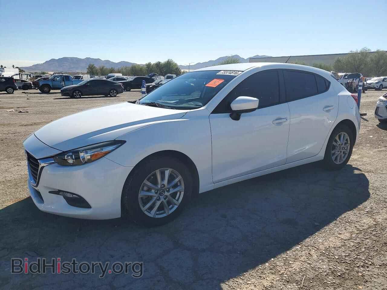 Фотография 3MZBN1K70HM103063 - MAZDA 3 2017