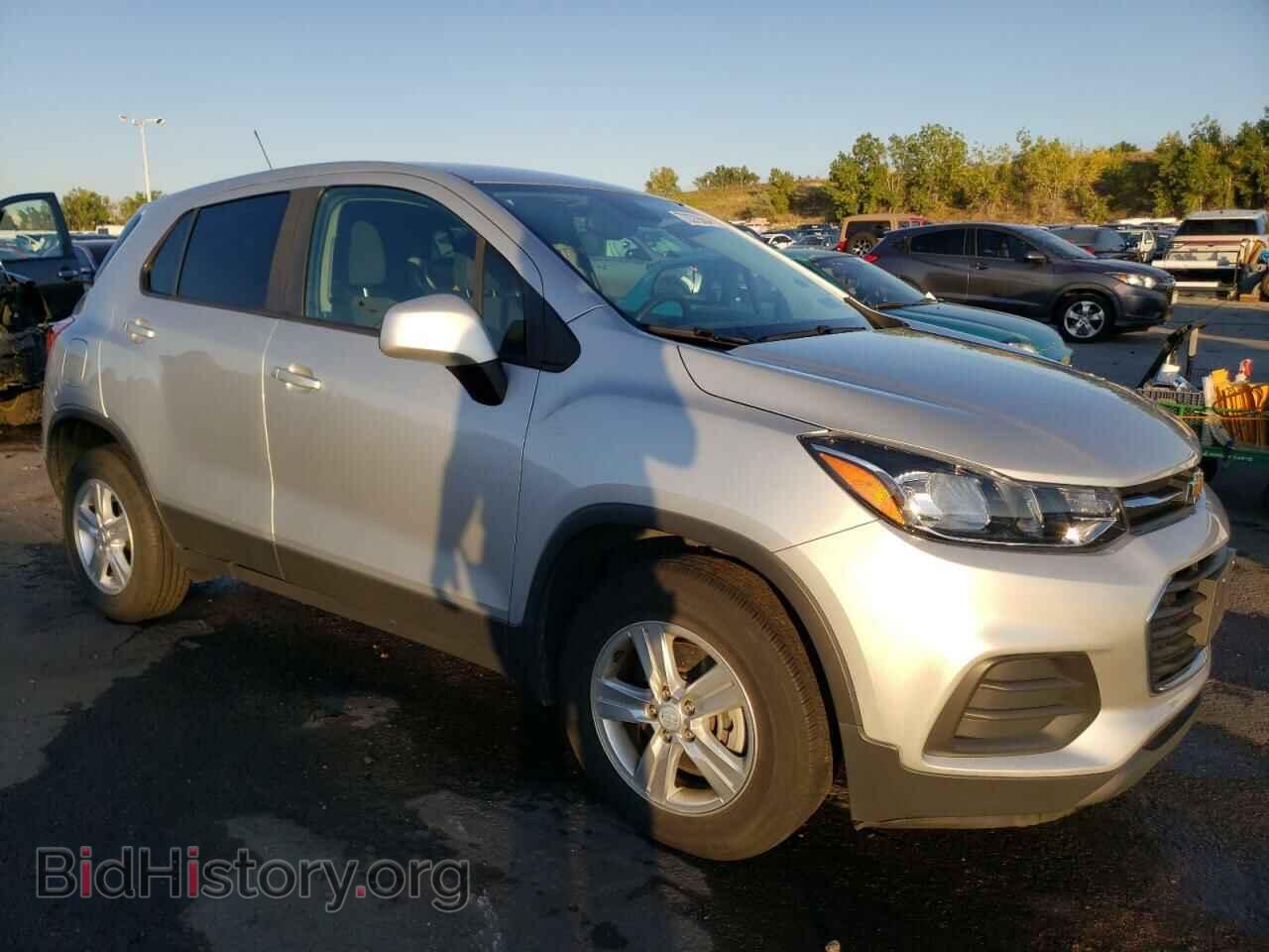 2019 CHEVROLET TRAX - VIN: 3GNCJKSB3KL241262 - Фото 4