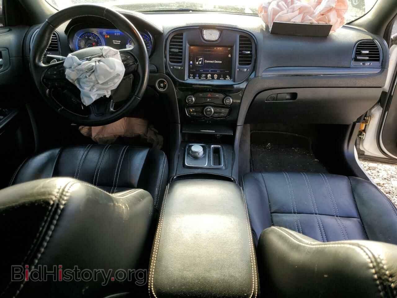 2015 CHRYSLER 300 - VIN: 2C3CCABG9FH828481 - Фото 8