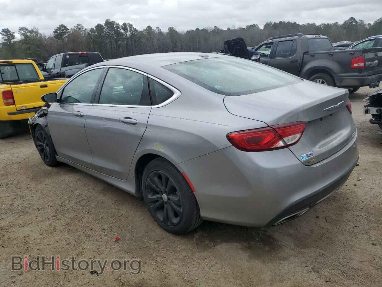 2015 CHRYSLER 200 - VIN: 1C3CCCAG8FN758802 - Фото 2