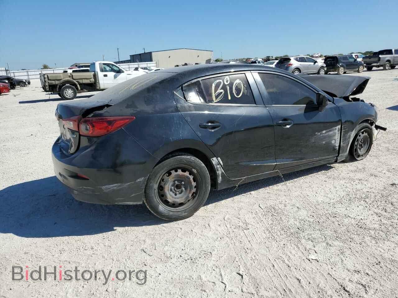2018 MAZDA 3 - VIN: 3MZBN1U73JM237861 - Фото 3