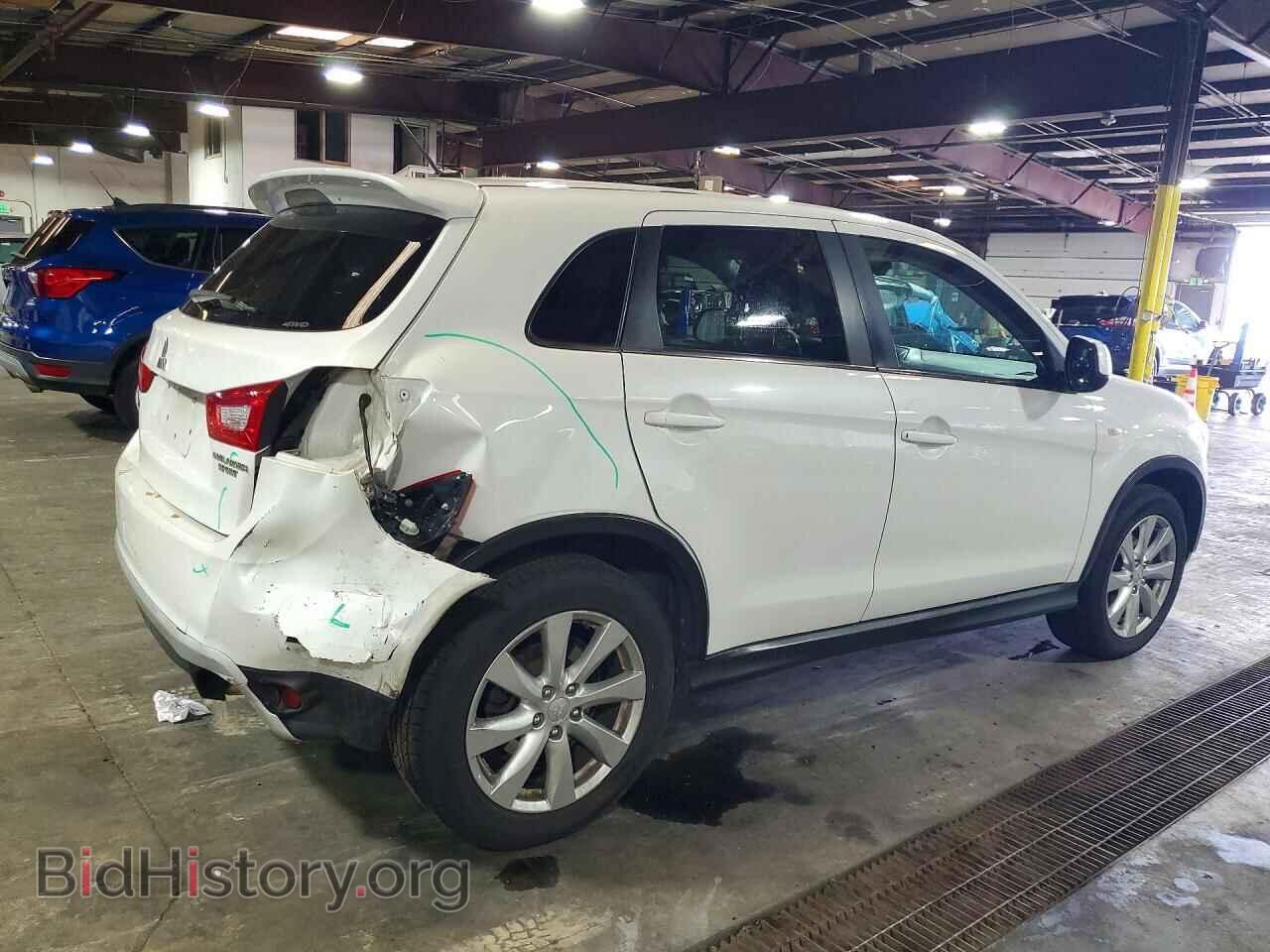 2014 Mitsubishi OUTLANDER (VIN 4A4AR4AU1EE032915) — фото 3 из 13