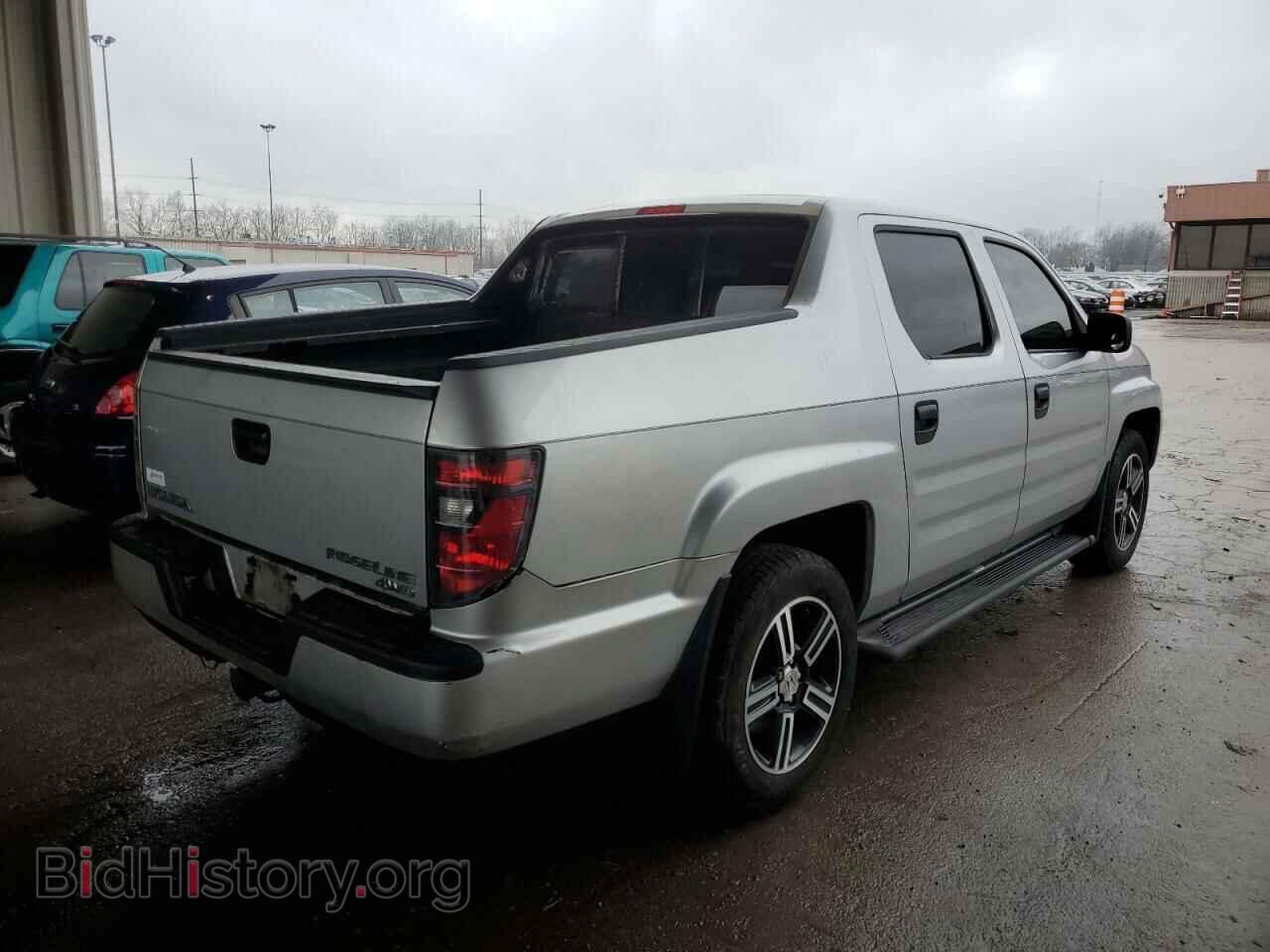 2012 HONDA RIDGELINE - VIN: 5FPYK1F79CB456132 - Фото 3