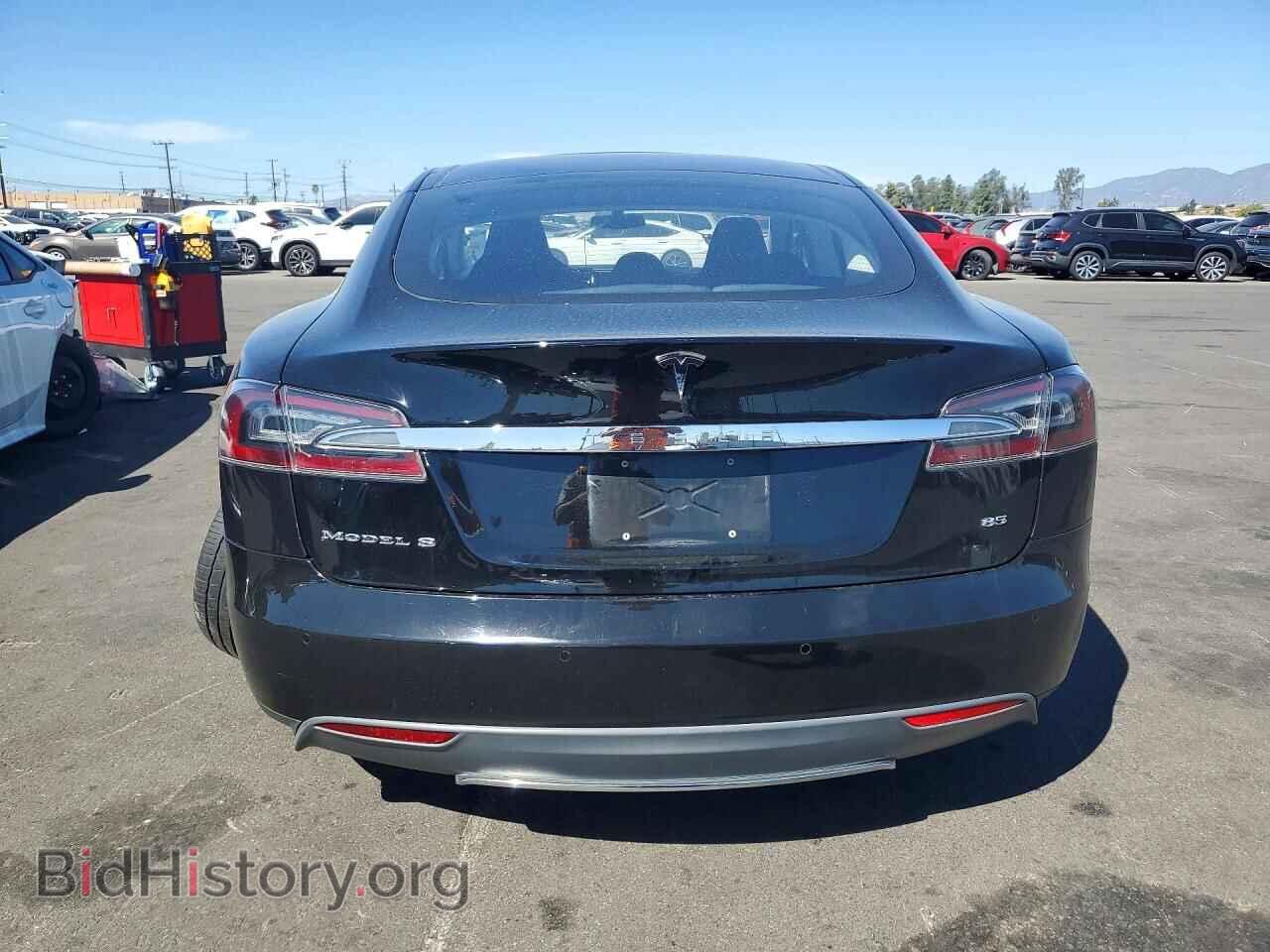 2014 Tesla MODEL S (VIN 5YJSA1H11EFP44823) — photo 6 of 14